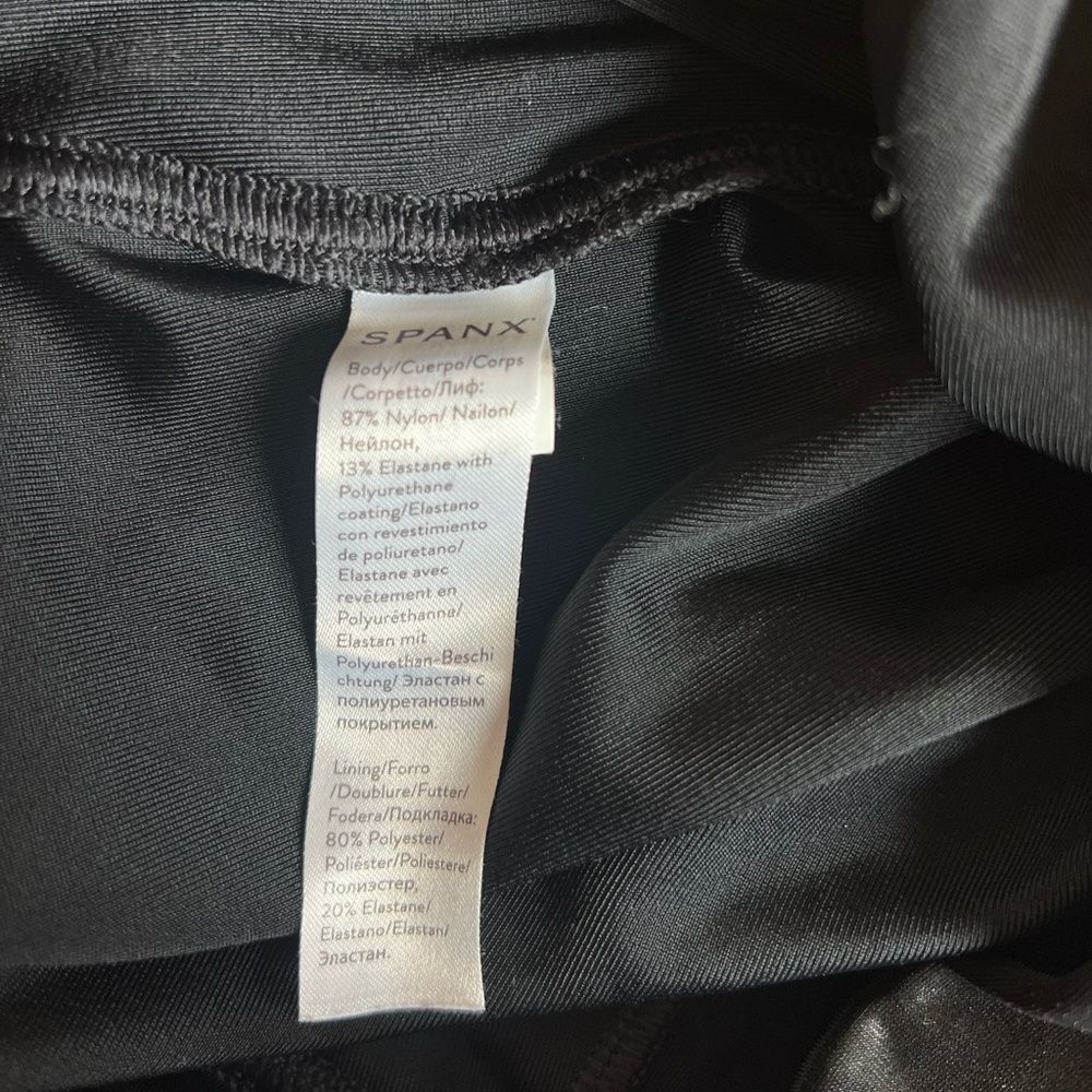 Spanx Faux Leather Black Leggings S/P - Picture 7 of 8